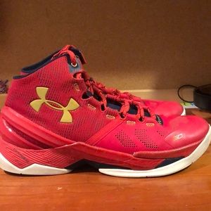 UA Curry 2 “USA”